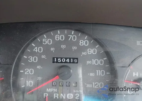 2000 Mercury Grand Marquis Gs из США, поврежденный, VIN 2MEFM74W4YX654288